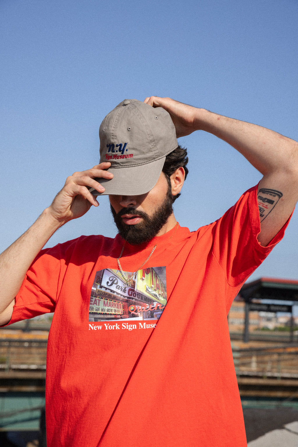 New York Sign Museum Dad Hat - Gray