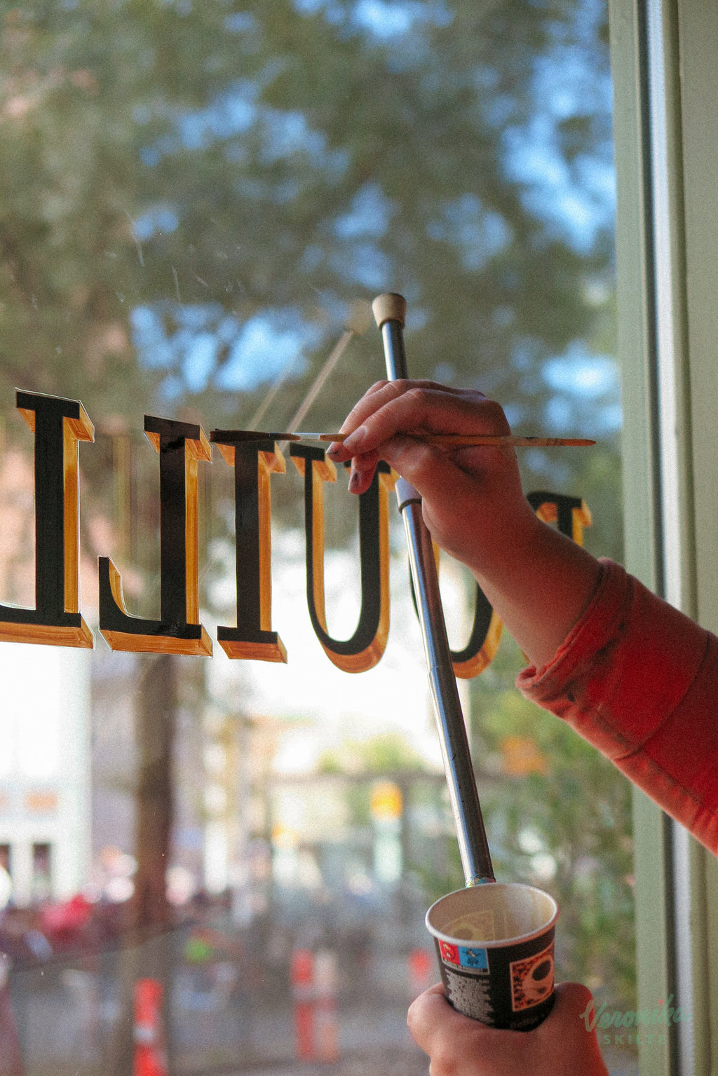 Intro to Commercial Sign Painting with Veronika Skilte